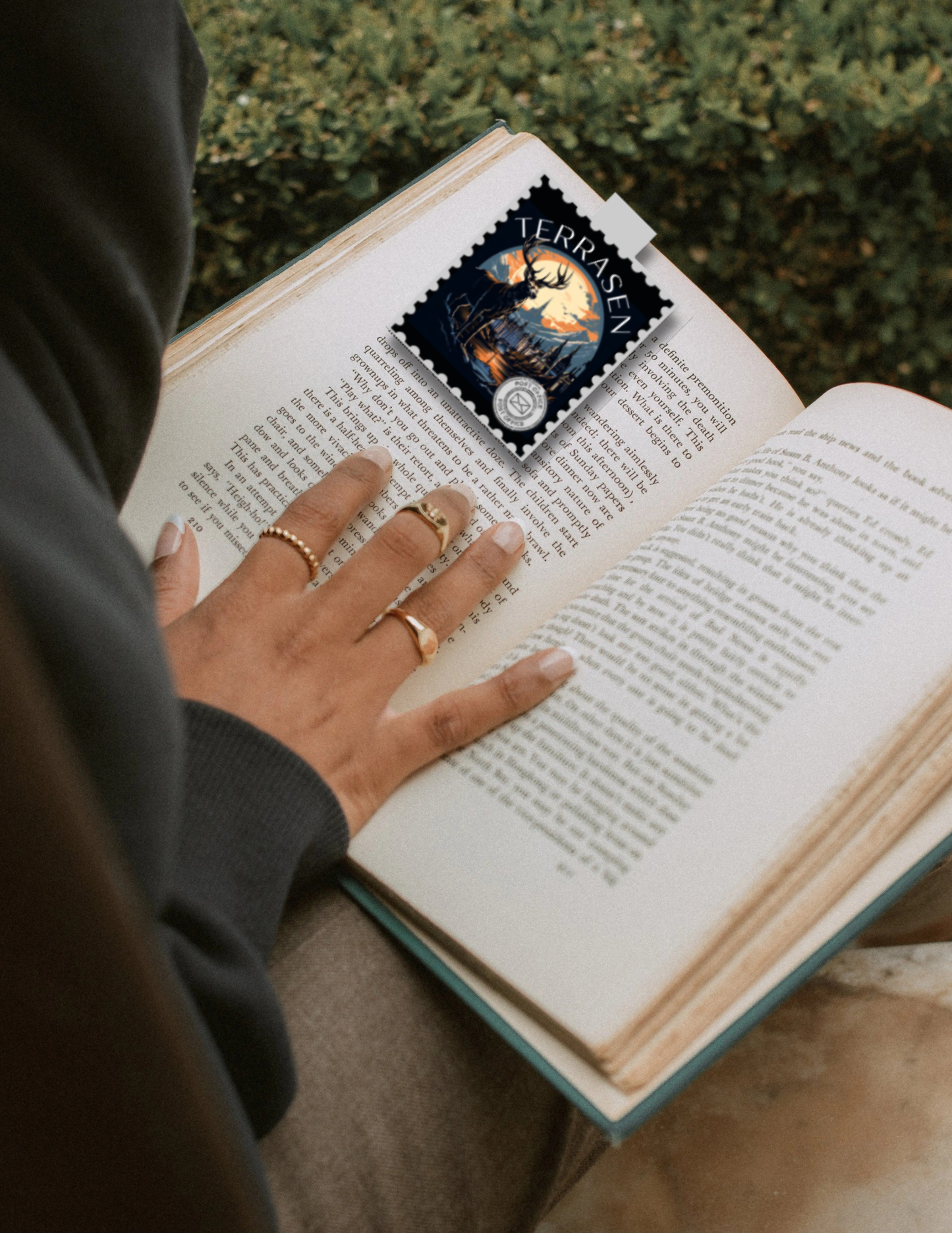 Velaris, Crescent City, Terrasen Inspired Magnetic Bookmark – Postage Stamp Design, Book Lover Gift